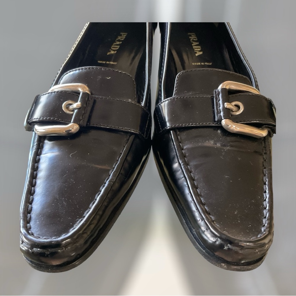Prada Loafer, black, low heel, Classic! Great Condition! Size 38.5 / 8 - Picture 3 of 16